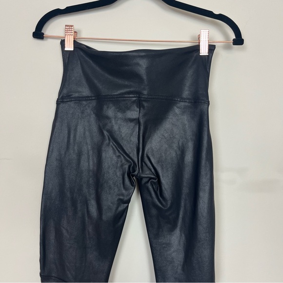 SPANX MOTO FAUX LEATHER LEGGINGS IN BLACK SIZE LARGE - Picture 14 of 16